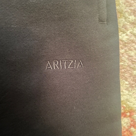 NWT Aritzia Black Sweatpants - Picture 4 of 5